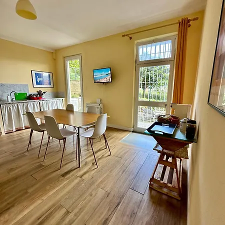 Libeccio 1 - & Parking Apartment Lerici